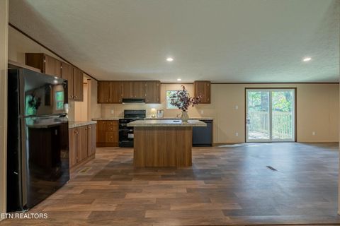 Tiny photo for 3722 Harriman Hwy, Harriman, TN 37748 (MLS # 1319192)