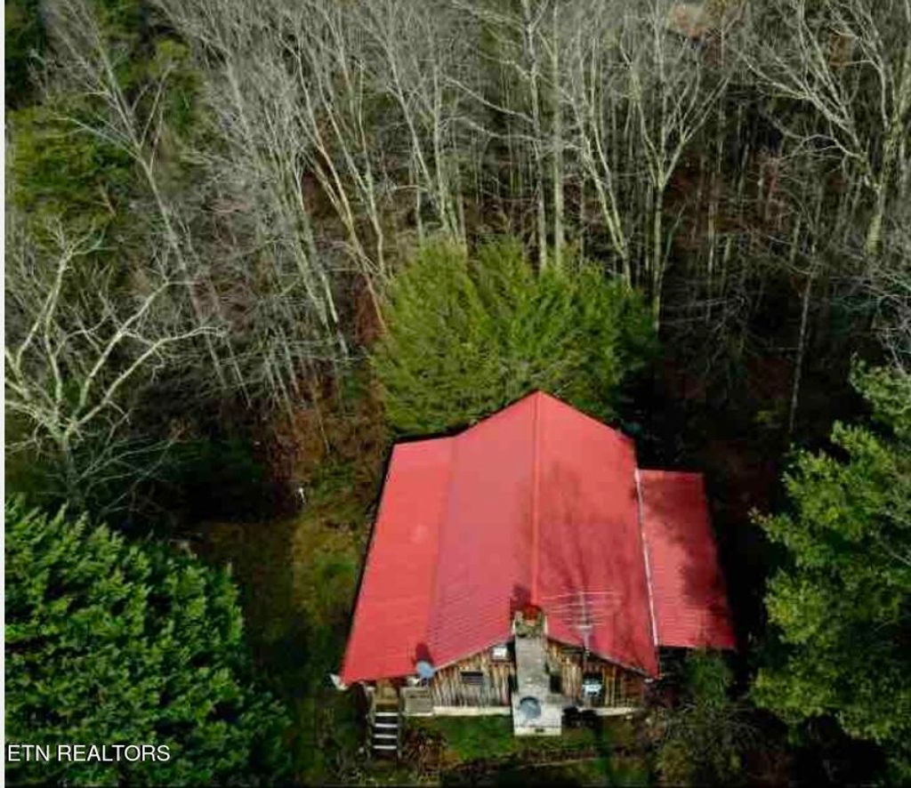 Photo of 297 Dockery Rd, Tellico Plains, TN 37385 (MLS # 1266748)