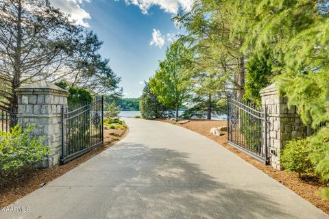 Single Family Residence in Louisville TN 3825 Island Path Path.jpg