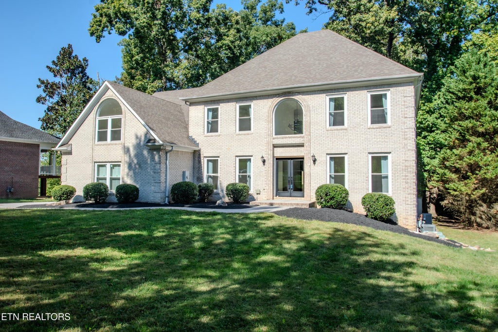 Photo of 140 Windswept Drive, Lenoir City, TN 37772 (MLS # 1352865)