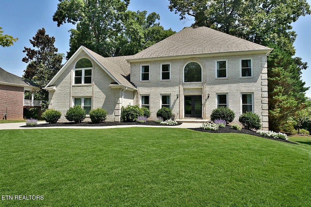 Photo of 140 Windswept Drive, Lenoir City, TN 37772 (MLS # 1352865)