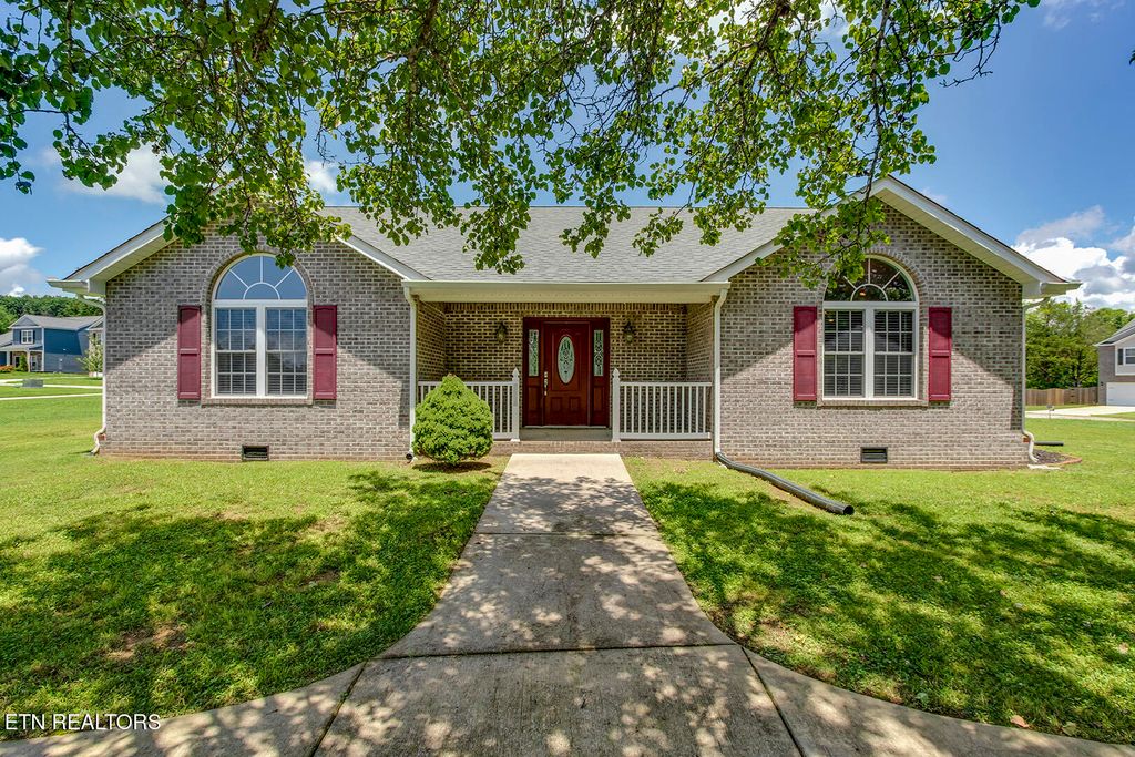 Photo of 2004 Franklin Village Trace Trce, Kingston, TN 37763 (MLS # 1304913)