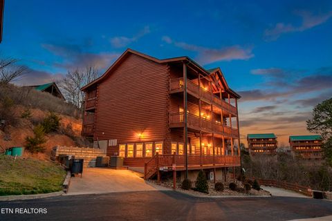 Photo of 2517 Laurel Point Way, Sevierville, TN 37862 (MLS # 1330757)