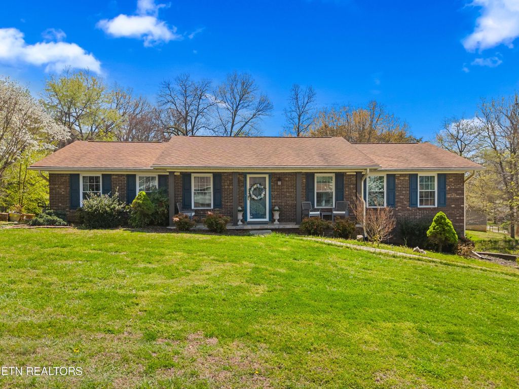Photo of 1841 Bluebird Circle, Morristown, TN 37814 (MLS # 1335740)