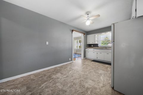 Tiny photo for 134 Keylon Drive, Harriman, TN 37748 (MLS # 1317568)