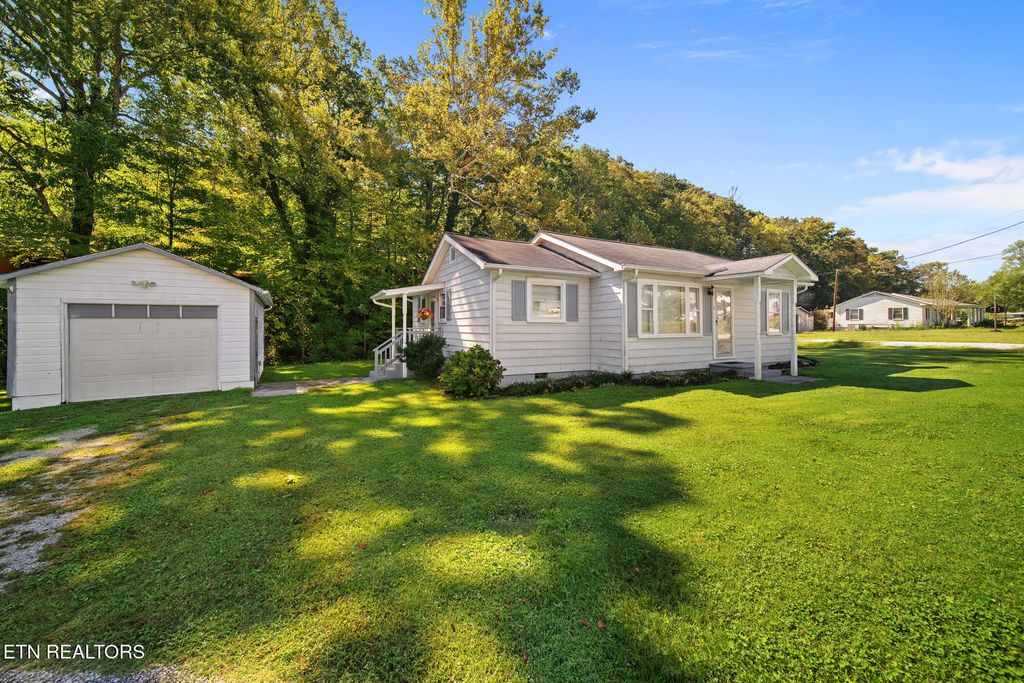 Photo of 134 Keylon Drive, Harriman, TN 37748 (MLS # 1317568)
