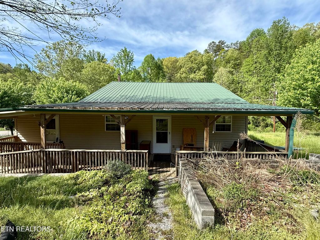 Photo of 232 Sallings Rd, Luttrell, TN 37779 (MLS # 1336483)