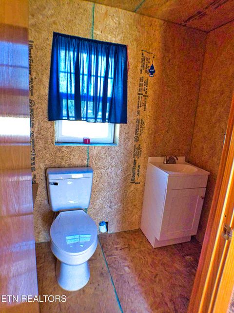 Tiny photo for 128 Knepp Rd, Deer Lodge, TN 37726 (MLS # 1331209)