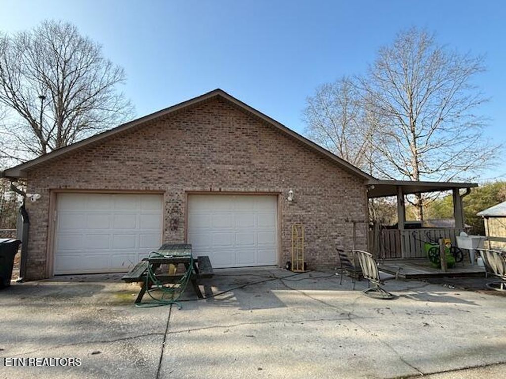 Photo of 175 Vernie Lee Rd, Friendsville, TN 37737 (MLS # 1326780)