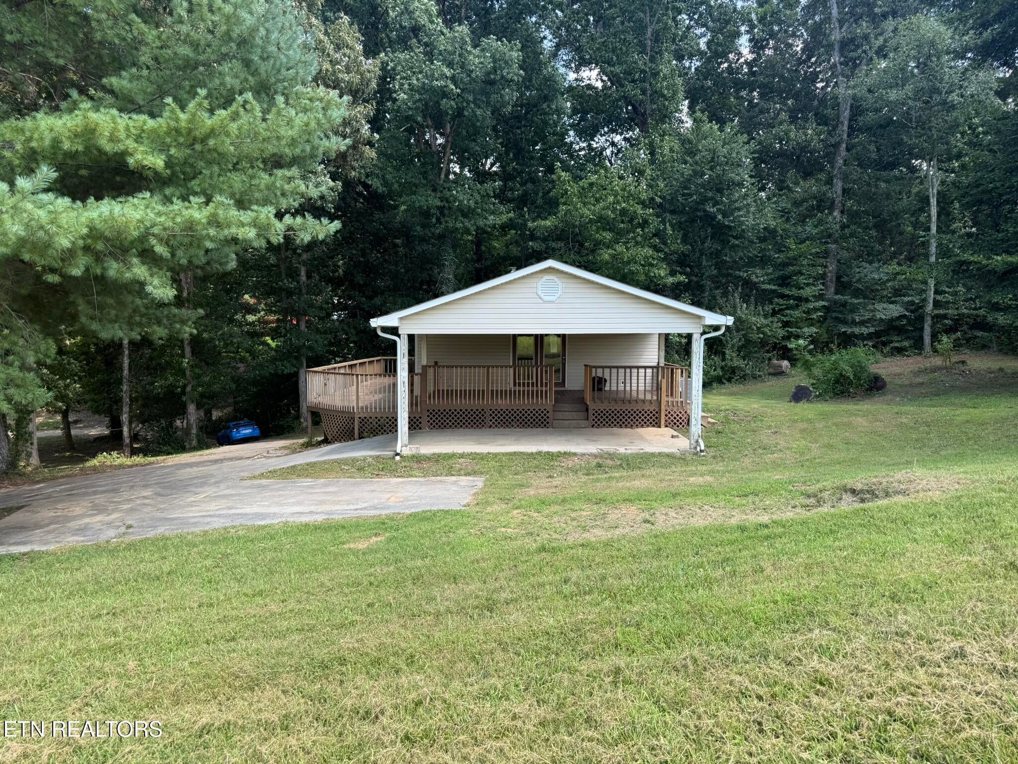 395 Choctaw Lane