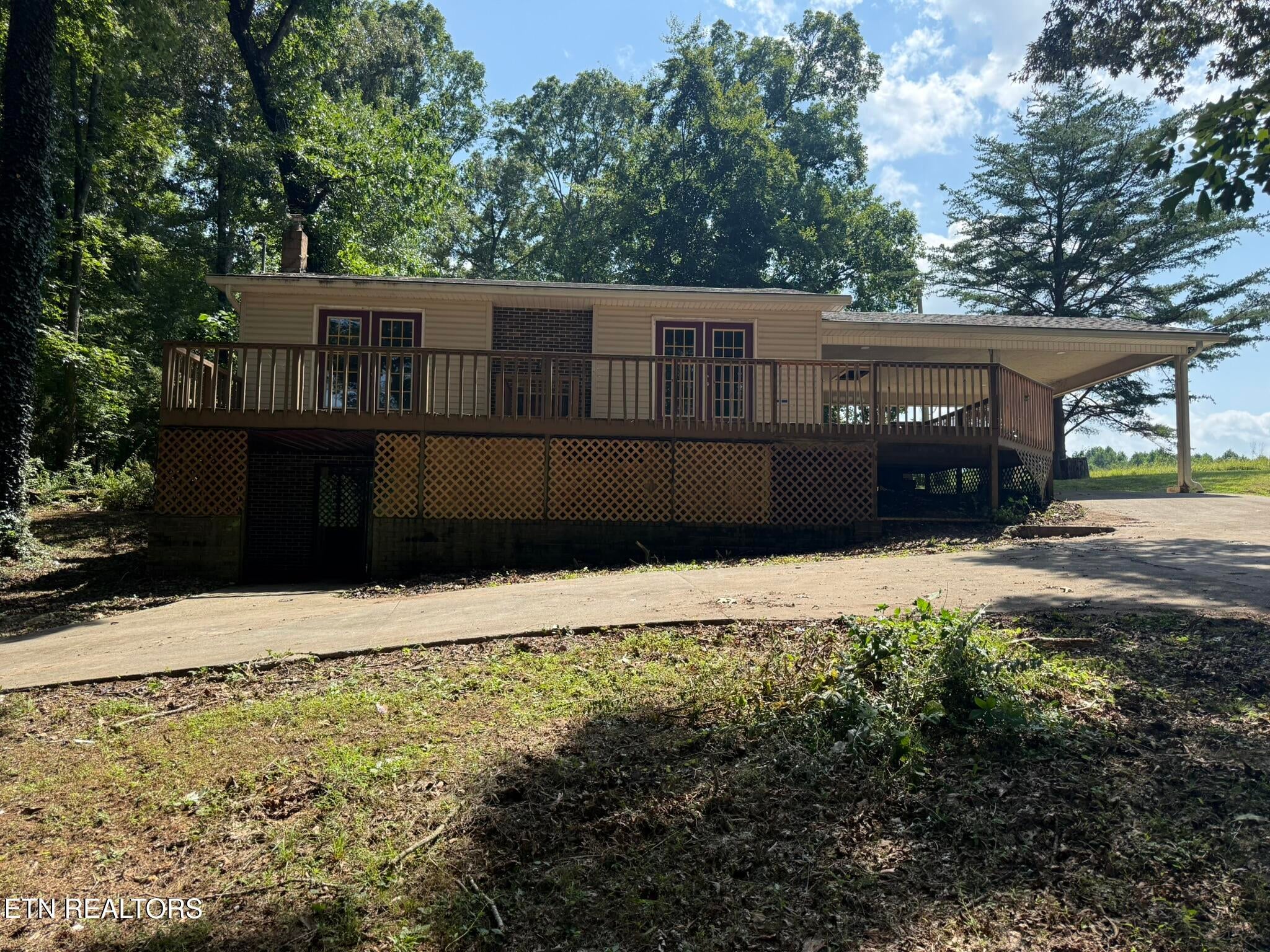 395 Choctaw Lane