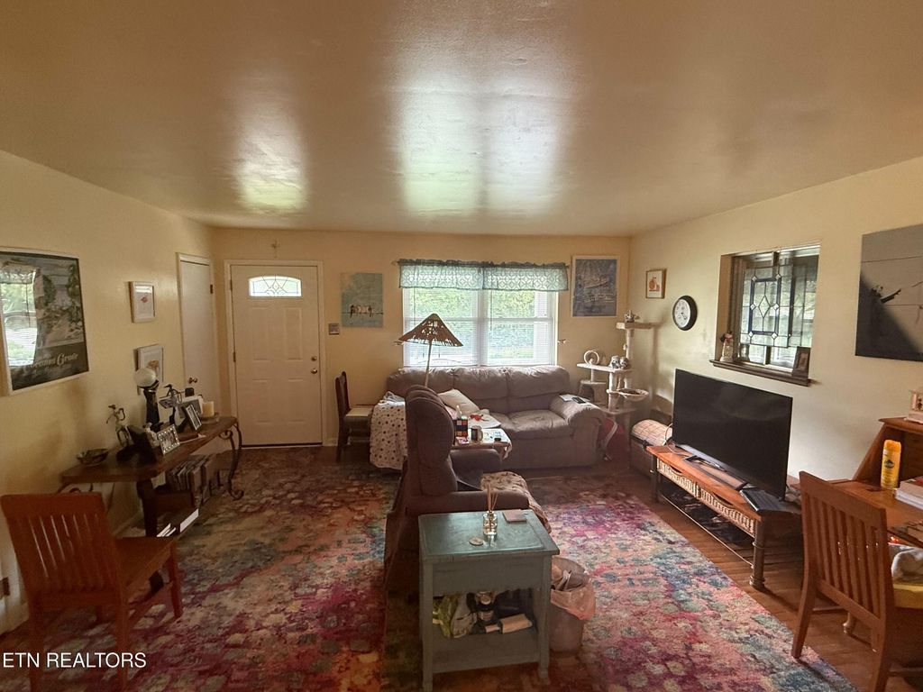 Photo of 442 Robertsville Rd, Oak Ridge, TN 37830 (MLS # 1313305)