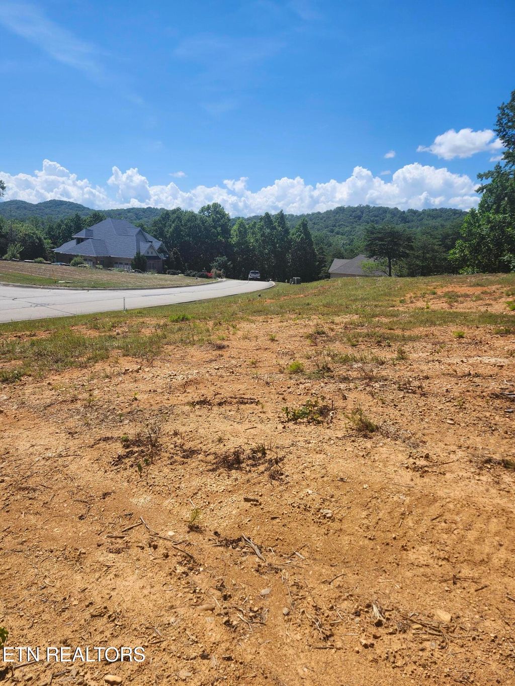 Photo of 18 Serenity Drive, Harriman, TN 37748 (MLS # 1310029)