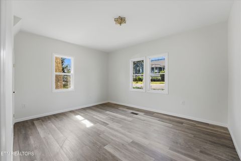 Tiny photo for 317 Lynn Ave, Athens, TN 37303 (MLS # 1334393)