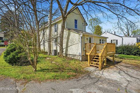 Tiny photo for 317 Lynn Ave, Athens, TN 37303 (MLS # 1334393)