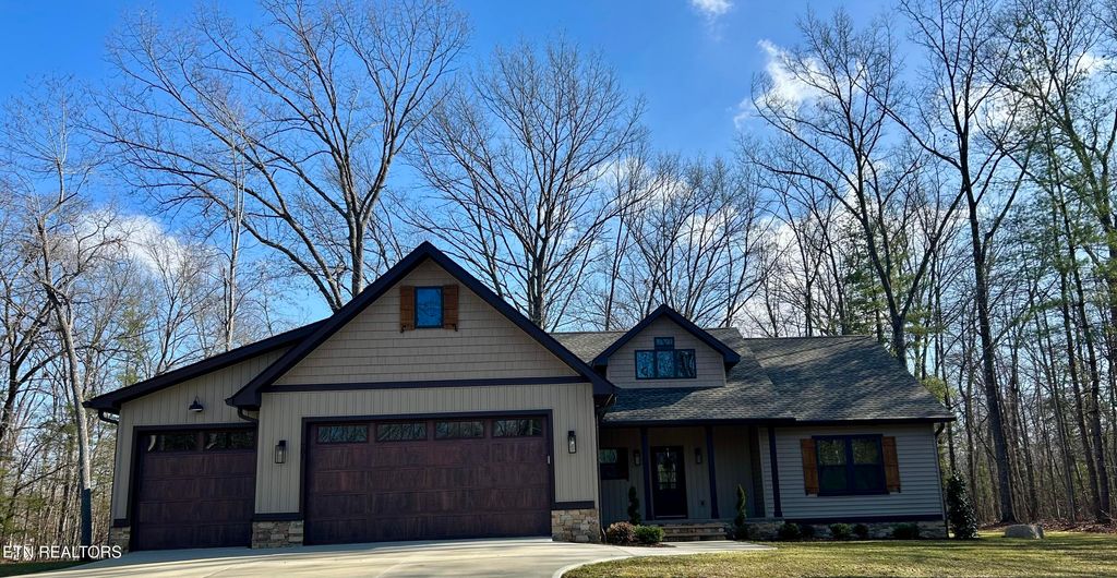 Photo of 701 Westchester Drive, Crossville, TN 38558 (MLS # 1325723)