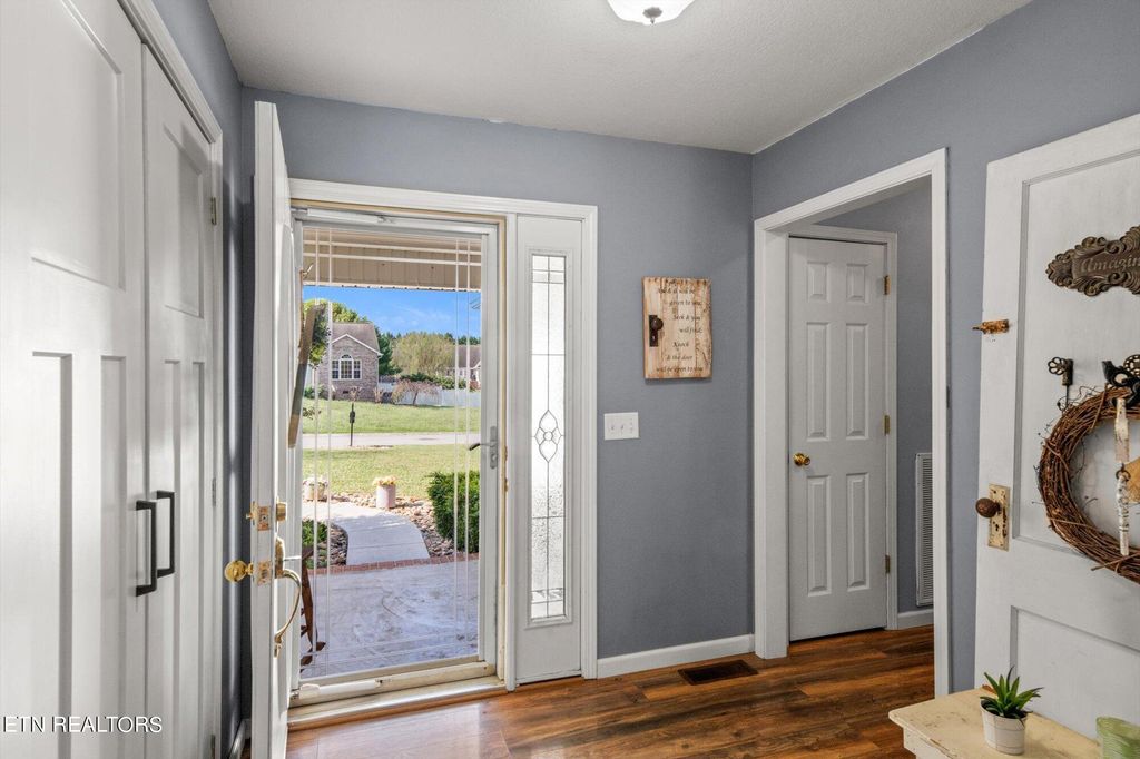 Photo of 226 Wind Chase Drive, Madisonville, TN 37354 (MLS # 1275637)