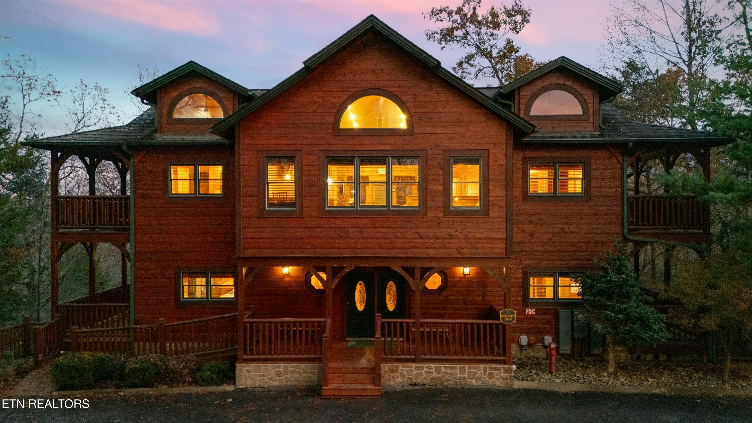 320 Poplar Point Way