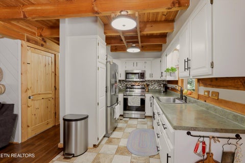 Tiny photo for 716 Regent Court, Maryville, TN 37803 (MLS # 1355050)