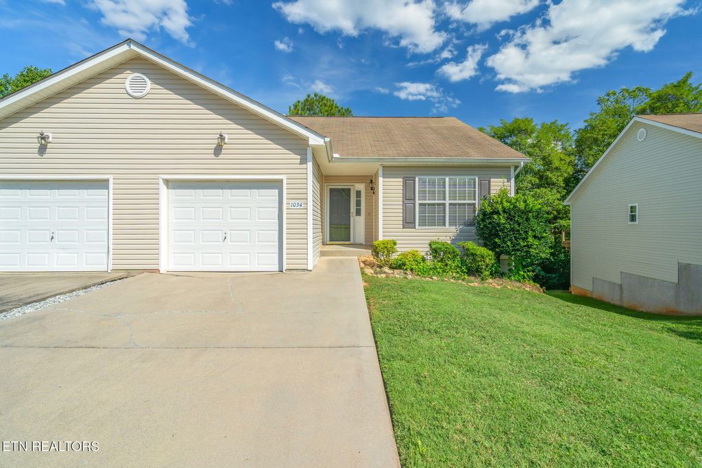 Photo of 1034 Brittany Deanne Lane, Knoxville, TN 37934 (MLS # 1313640)