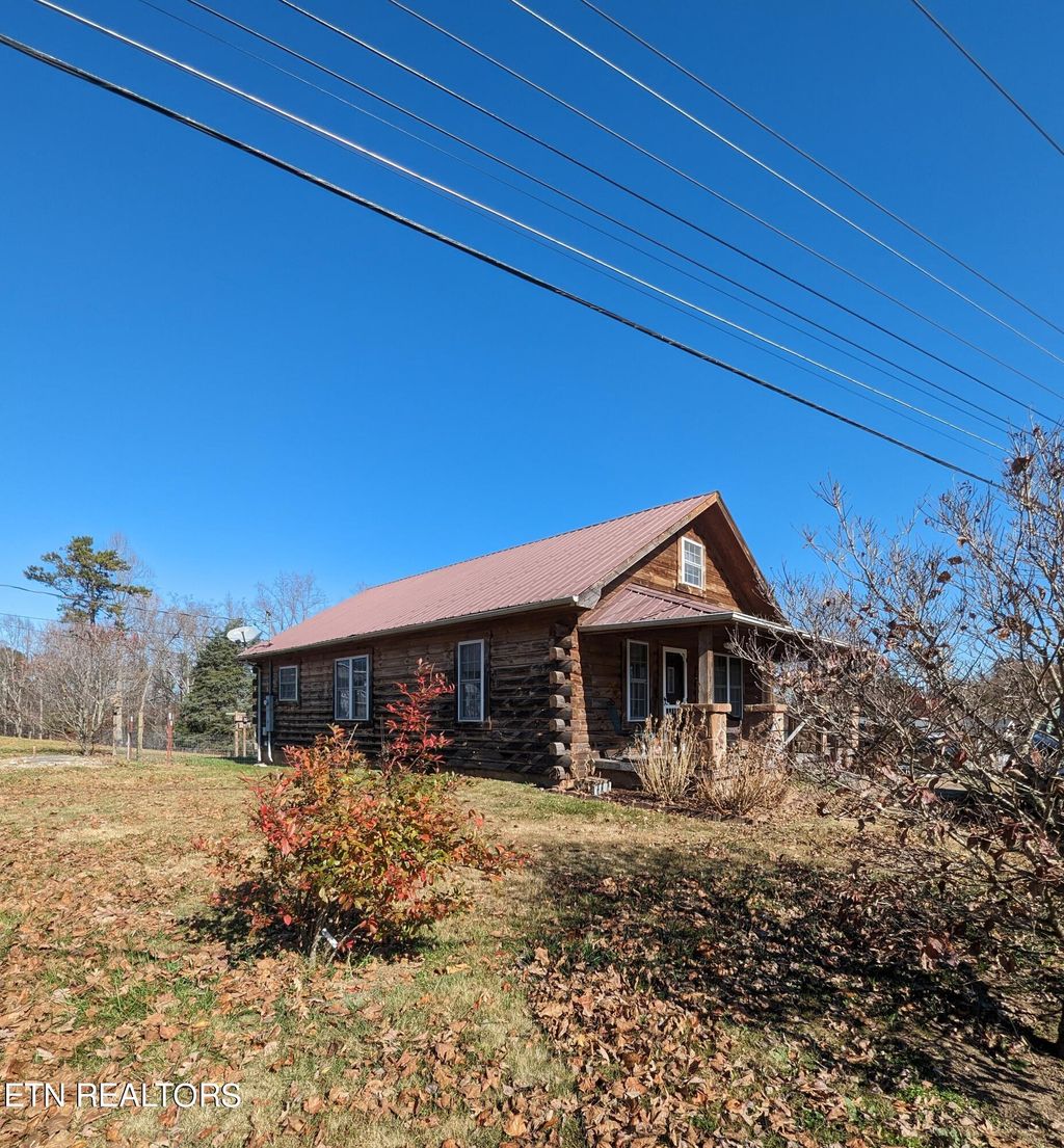 Photo of 2180 Snodgrass Rd, New Tazewell, TN 37825 (MLS # 1245693)