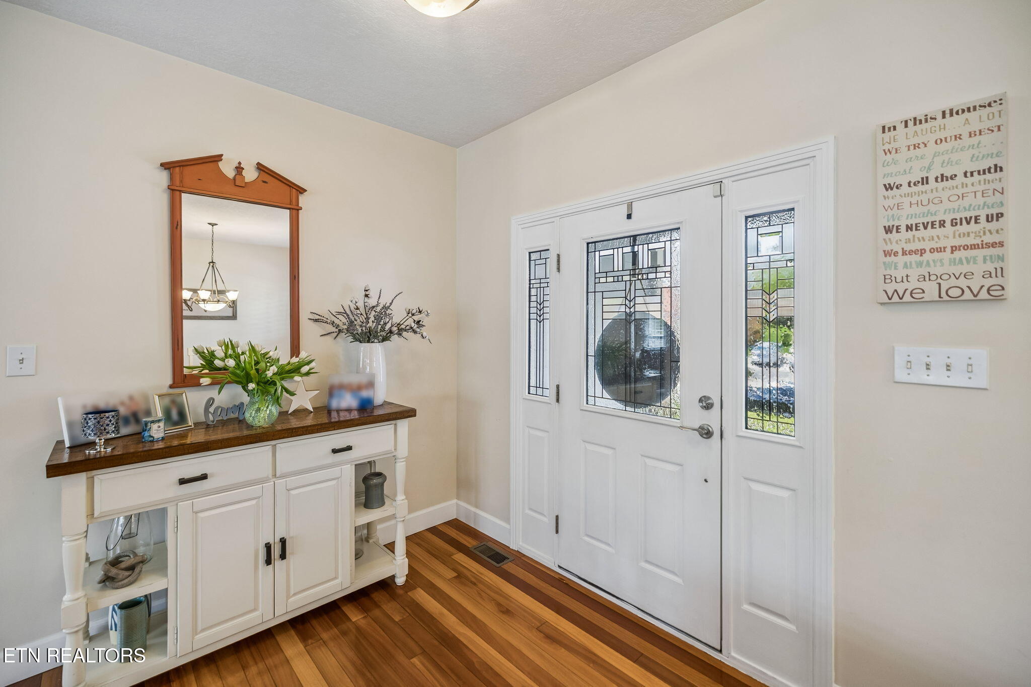 1208 Fox Ridge Drive