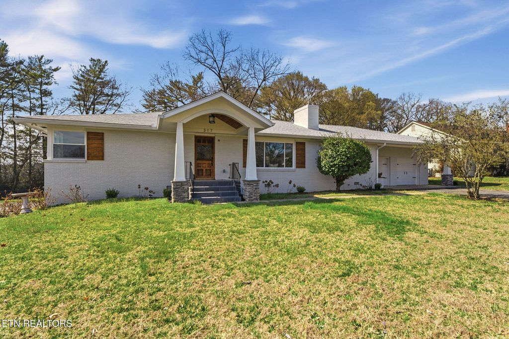 Photo of 317 Macedonia Lane, Knoxville, TN 37914 (MLS # 1333219)