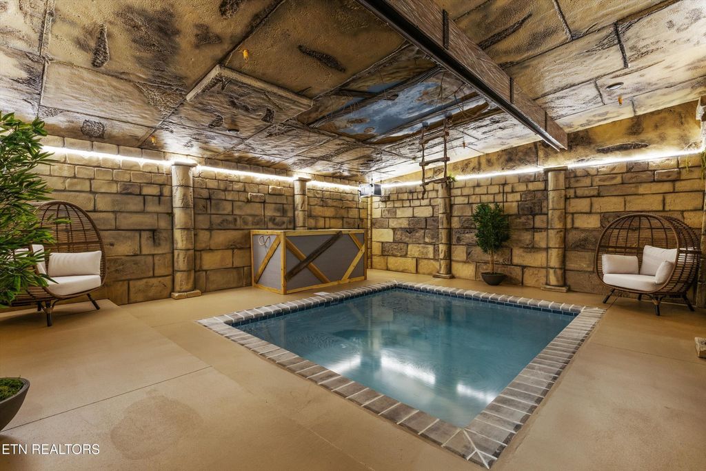 Photo of 2654 High Valley Drive, Pigeon Forge, TN 37863 (MLS # 1305180)