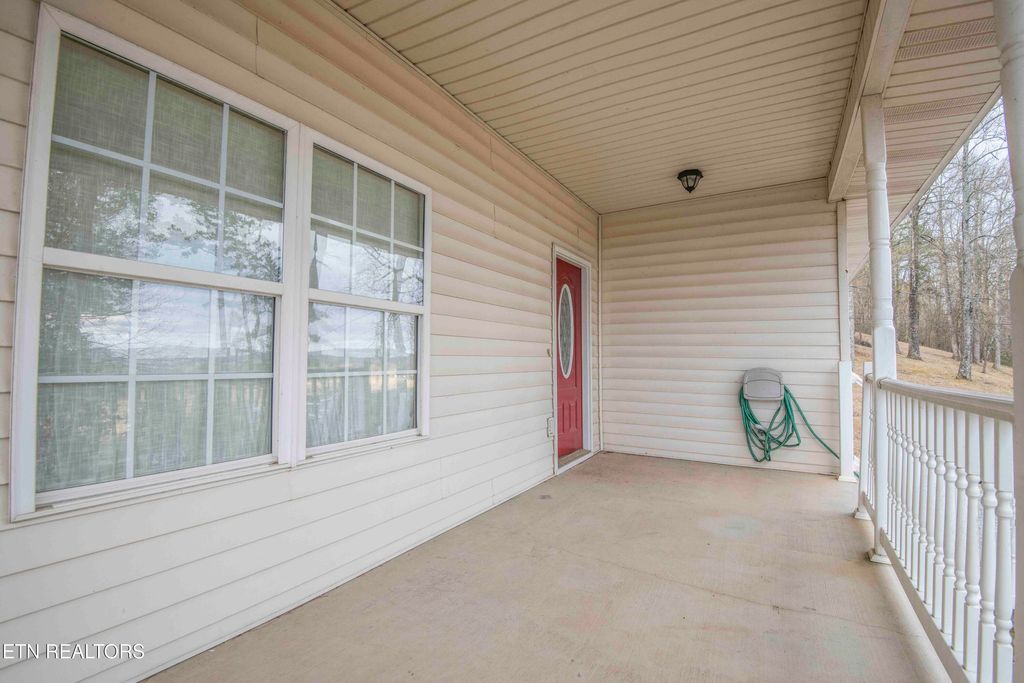 Photo of 150 Waymier Rd, Sweetwater, TN 37874 (MLS # 1293939)