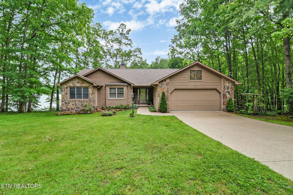 Photo of 45 Calderwood Circle, Fairfield Glade, TN 38558 (MLS # 1302685)