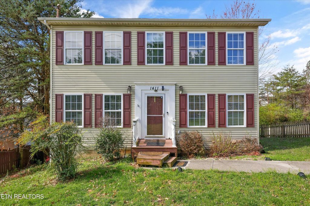 Photo of 1411 Dick Lonas Rd, Knoxville, TN 37909 (MLS # 1332637)