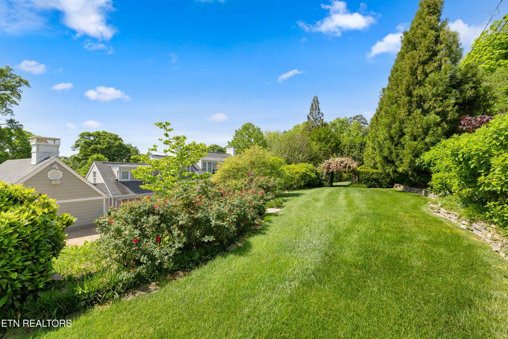 Photo of 7107 Stone Mill Drive, Knoxville, TN 37919 (MLS # 1340745)