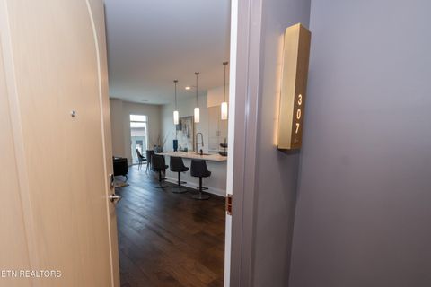 Tiny photo for 122 Stadium Way #307, Knoxville, TN 37915 (MLS # 1336839)