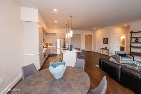 Tiny photo for 122 Stadium Way #307, Knoxville, TN 37915 (MLS # 1336839)