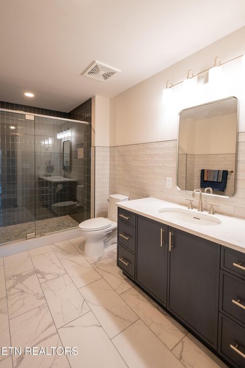 Tiny photo for 122 Stadium Way #307, Knoxville, TN 37915 (MLS # 1336839)