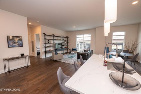 Tiny photo for 122 Stadium Way #307, Knoxville, TN 37915 (MLS # 1336839)