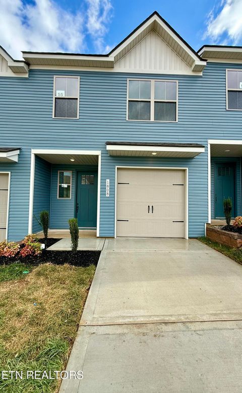 1808 Bennett Village Drive Maryville TN 37804