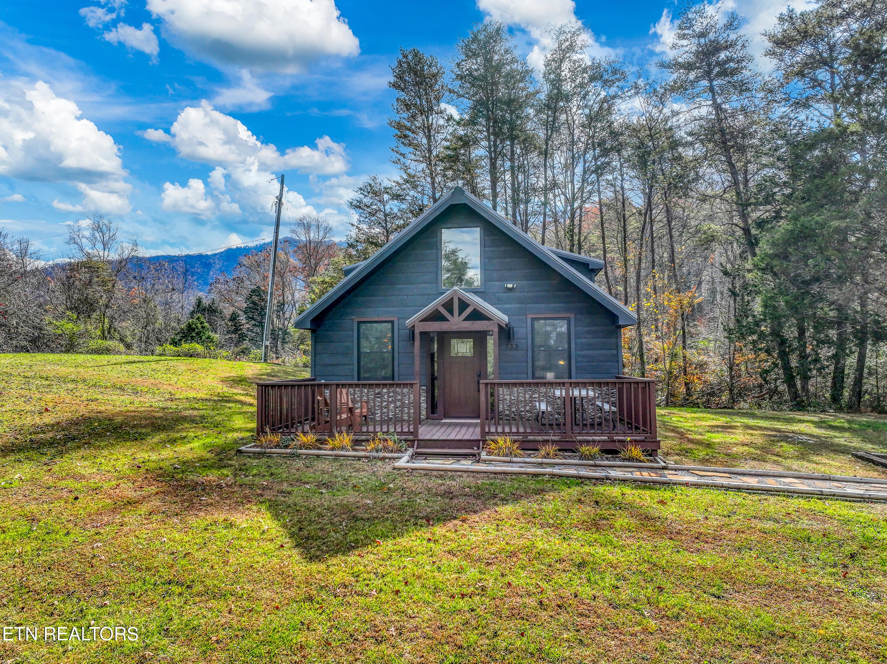 133 Westwing Cave Rd
