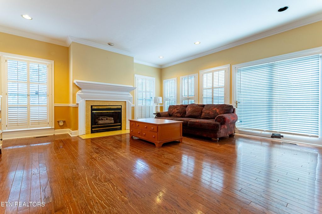 Photo of 1129 Brentwood Point, Kingston, TN 37763 (MLS # 1282158)