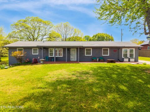 Photo of 3794 Scenic Drive Drive, Lenoir City, TN 37772 (MLS # 1335776)