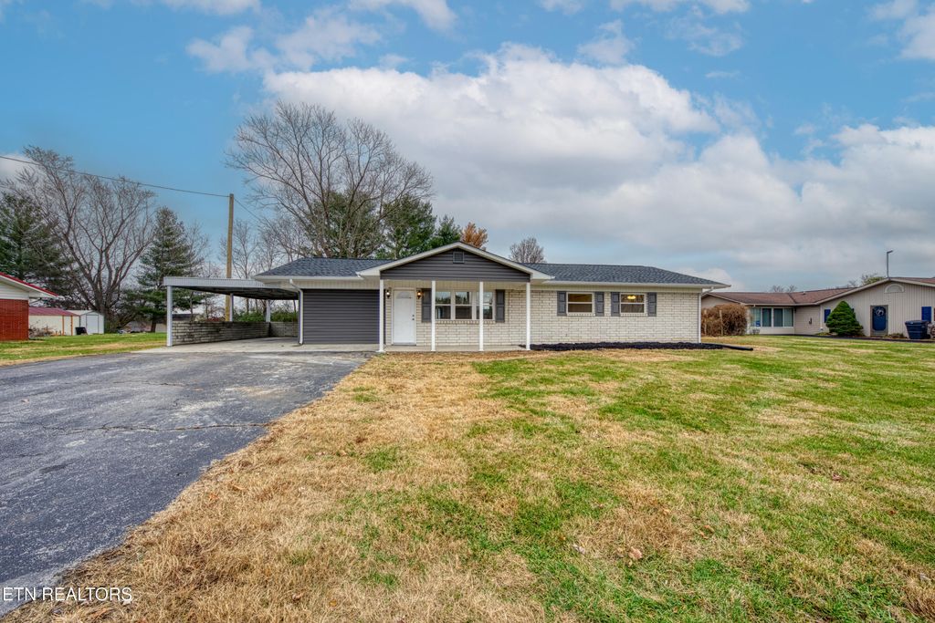 Photo of 1324 Douglas St, White Pine, TN 37890 (MLS # 1285661)