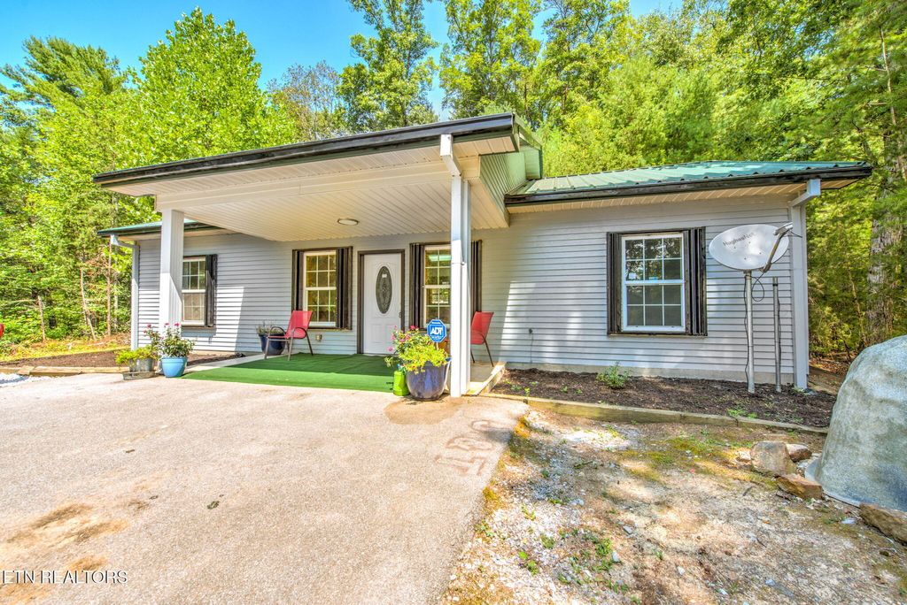 Photo of 1320 Old Hag Hollow Way Way, Sevierville, TN 37876 (MLS # 1315915)