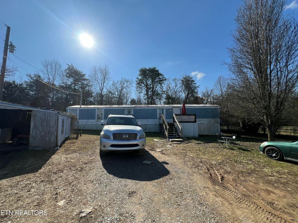 Photo of 608 Old Slag Rd, Vonore, TN 37885 (MLS # 1288921)