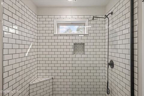 Tiny photo for 9712 Tranquility Lane, Kodak, TN 37764 (MLS # 1338722)