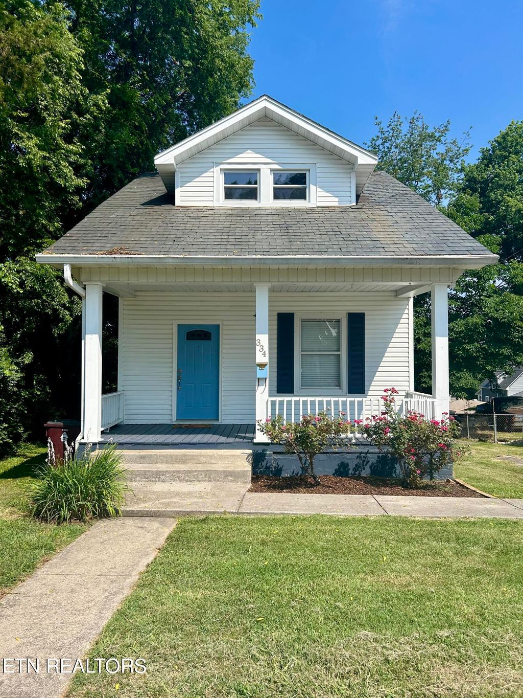 Photo of 334 W Lincoln Rd, Alcoa, TN 37701 (MLS # 1267309)