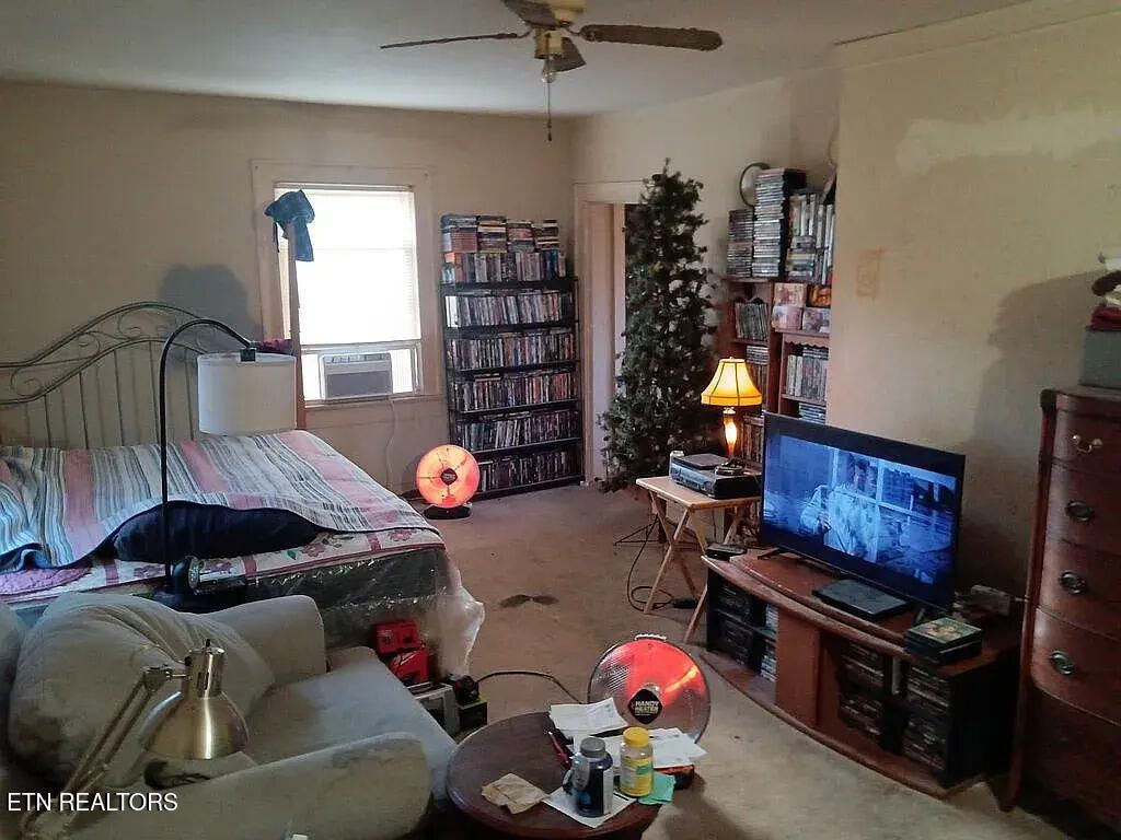 Photo of 2821 Hillside Ave, Knoxville, TN 37914 (MLS # 1333318)