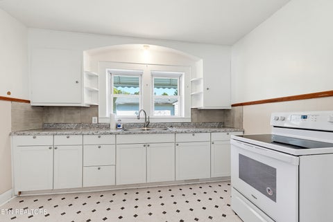 Tiny photo for 114 Black Oak Ridge Rd, Seymour, TN 37865 (MLS # 1359372)