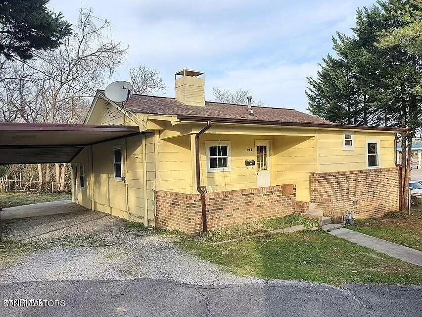 Photo of 101 Verbena Rd, Oak Ridge, TN 37830 (MLS # 1259773)