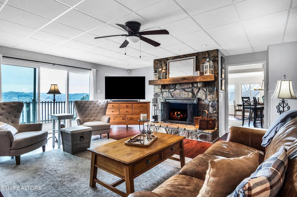 Photo of 3670 Channel Drive, Louisville, TN 37777 (MLS # 1249473)