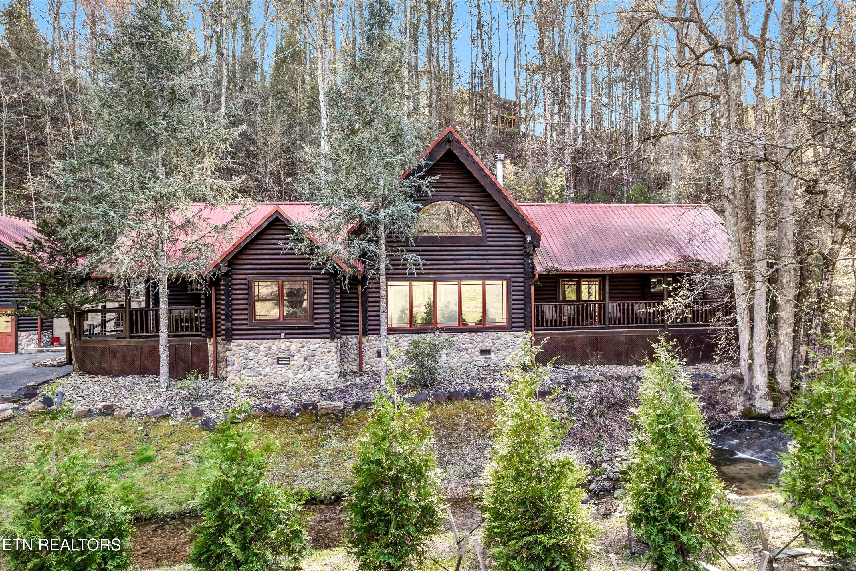 2609 Cedar Falls Way